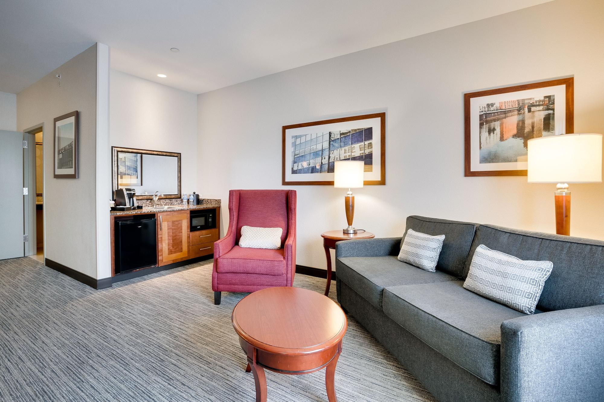 Hilton Garden Inn Milwaukee Airport Екстер'єр фото
