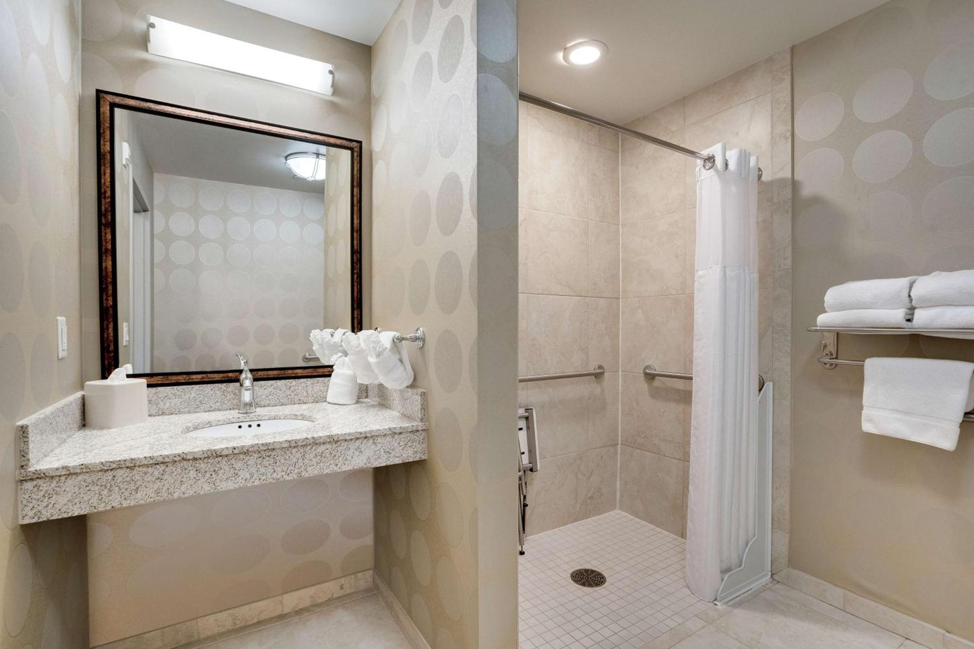 Hilton Garden Inn Milwaukee Airport Екстер'єр фото