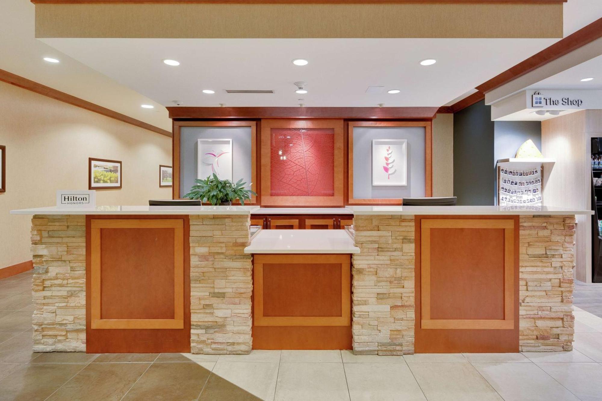 Hilton Garden Inn Milwaukee Airport Екстер'єр фото