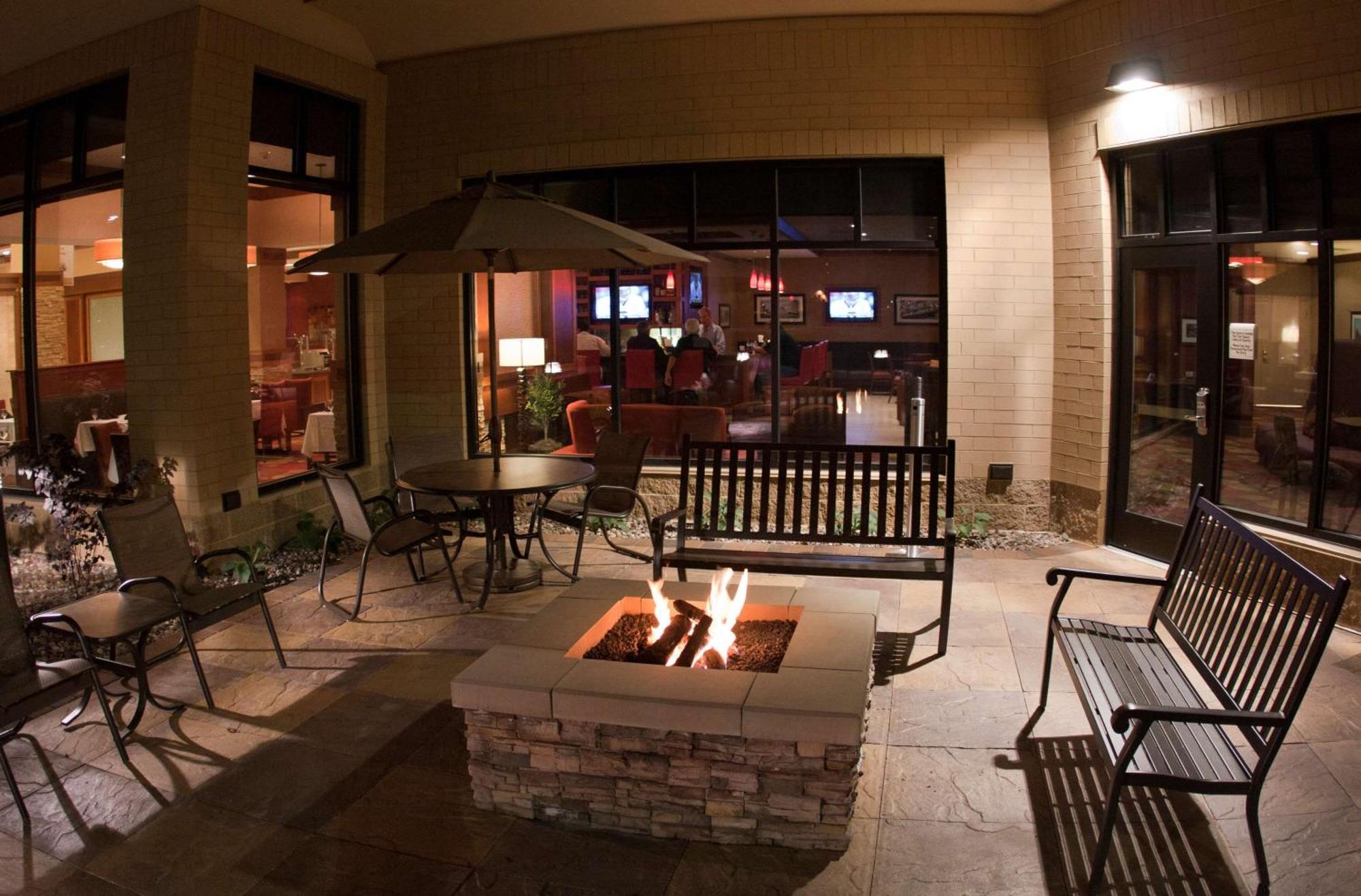 Hilton Garden Inn Milwaukee Airport Екстер'єр фото
