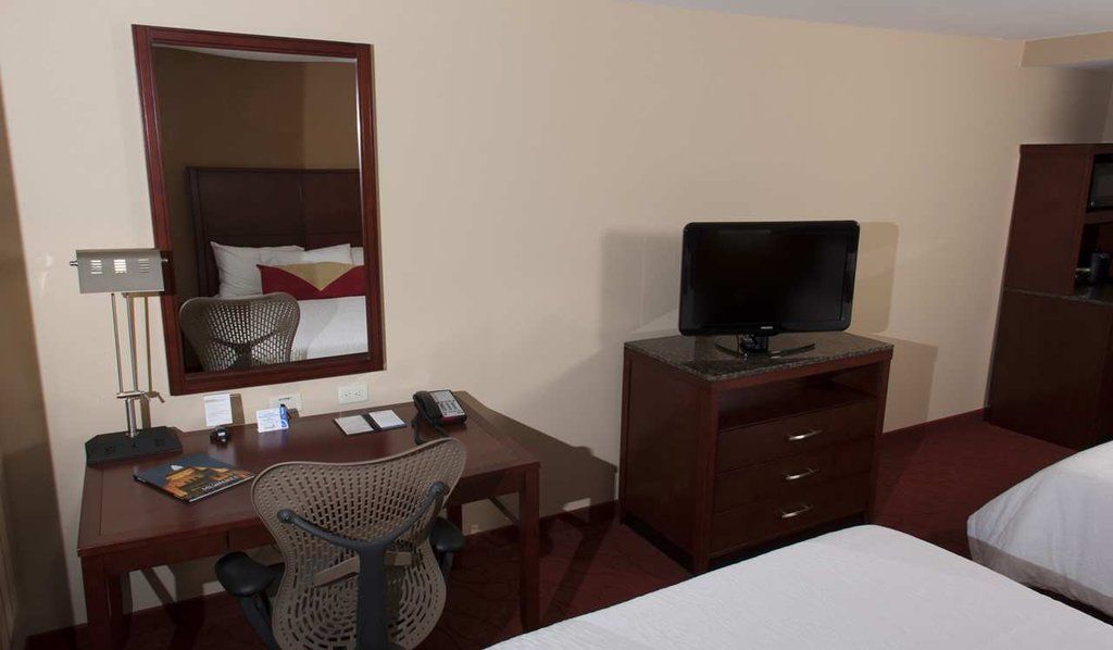 Hilton Garden Inn Milwaukee Airport Екстер'єр фото