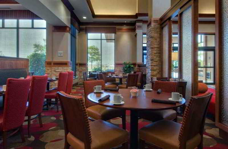 Hilton Garden Inn Milwaukee Airport Ресторан фото
